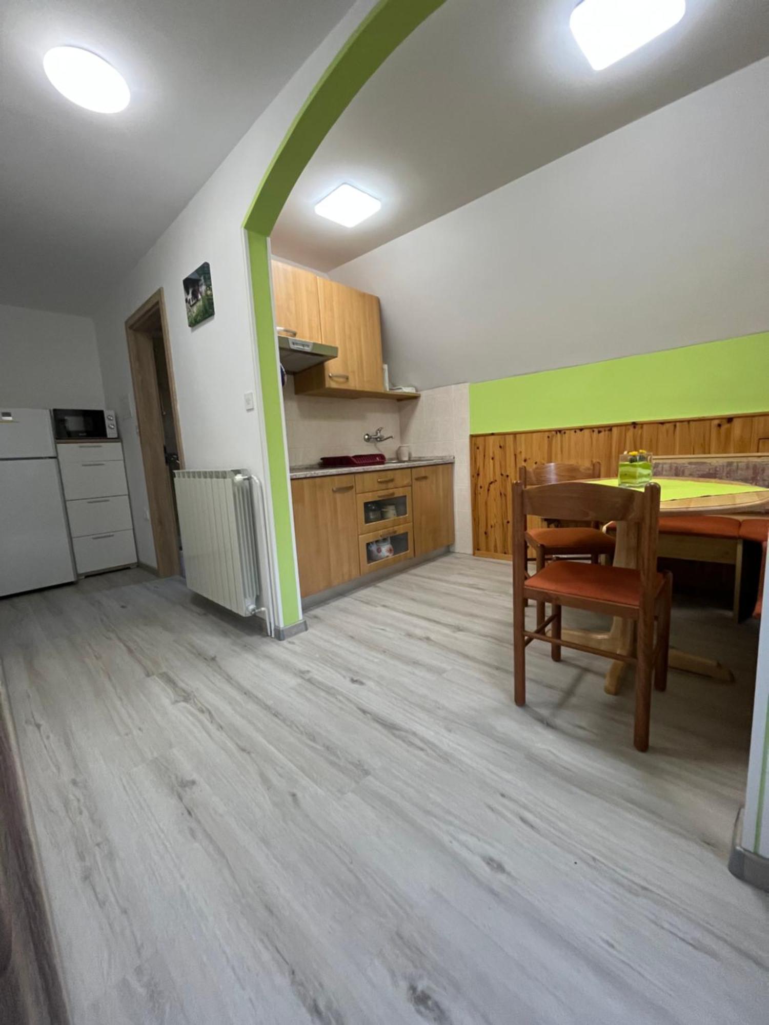 Apartmaji In Sobe Cuder Soča الغرفة الصورة